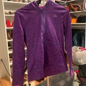 Girls LL Bean sweatshirt